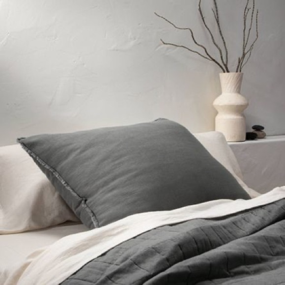 Casaluna Bedding Casaluna King Euro Heavyweight Linen Blend Throw